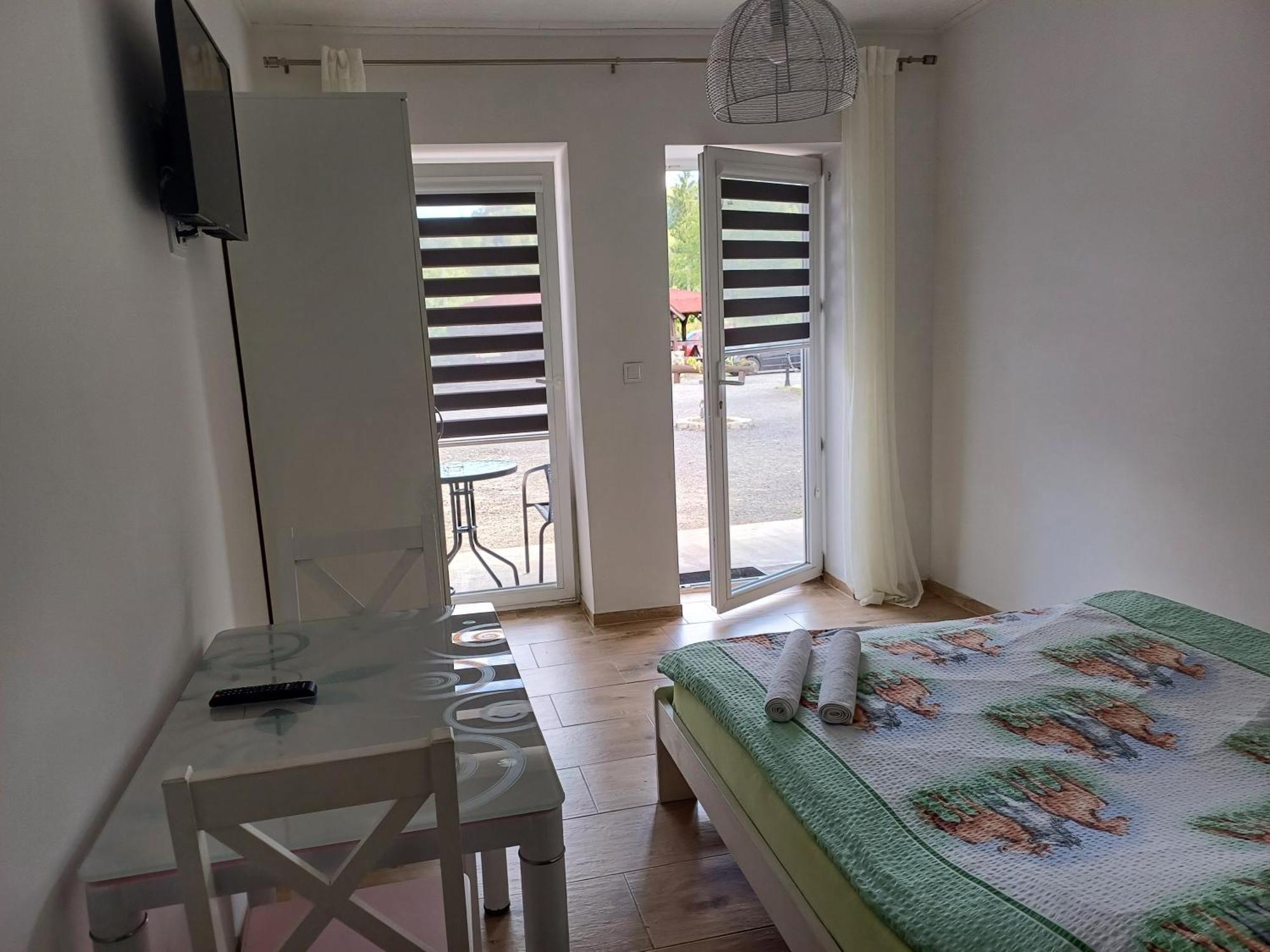 Gosciniec Solan Hotel Jeleniow Luaran gambar