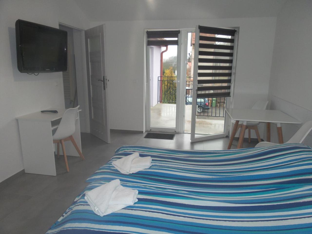 Gosciniec Solan Hotel Jeleniow Luaran gambar